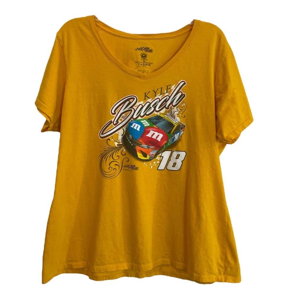 NASCAR Kyle Busch #18 M&M Joe Gibbs Racing T-SHIRT. Size 2X